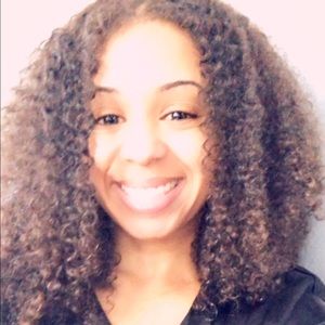 Meet your Posher, Grace